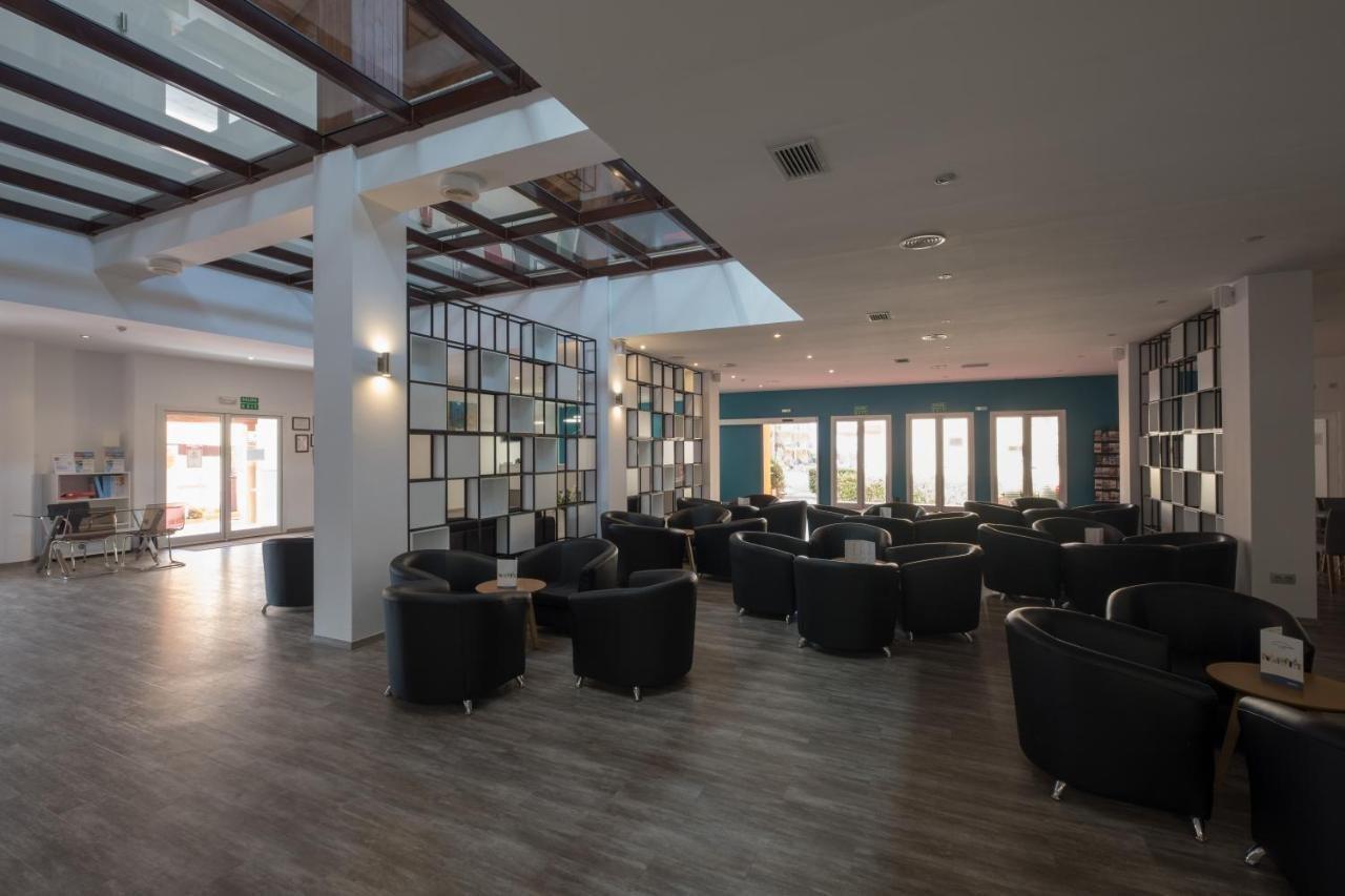Aparthotel Las Dunas チクラナ・デ・ラ・フロンテーラ エクステリア 写真