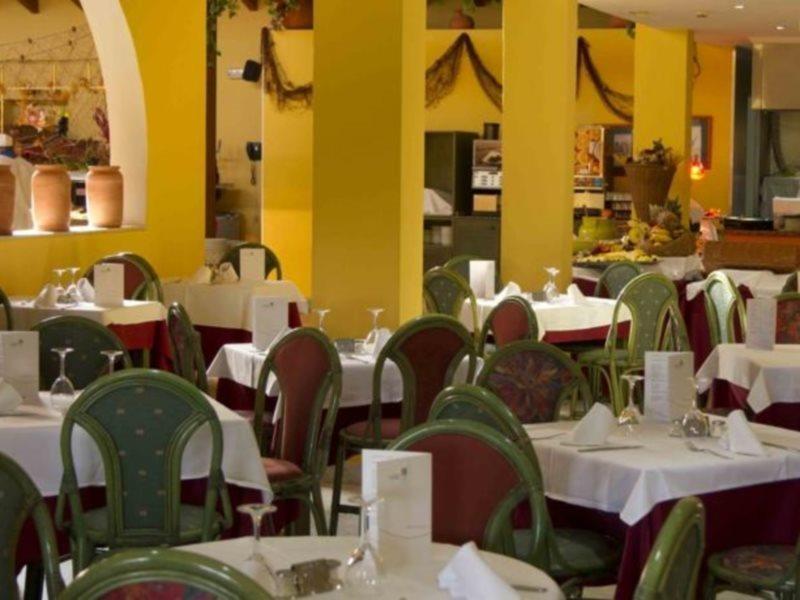 Aparthotel Las Dunas チクラナ・デ・ラ・フロンテーラ エクステリア 写真